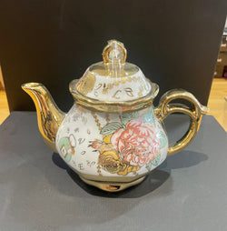 Vintage tea pot